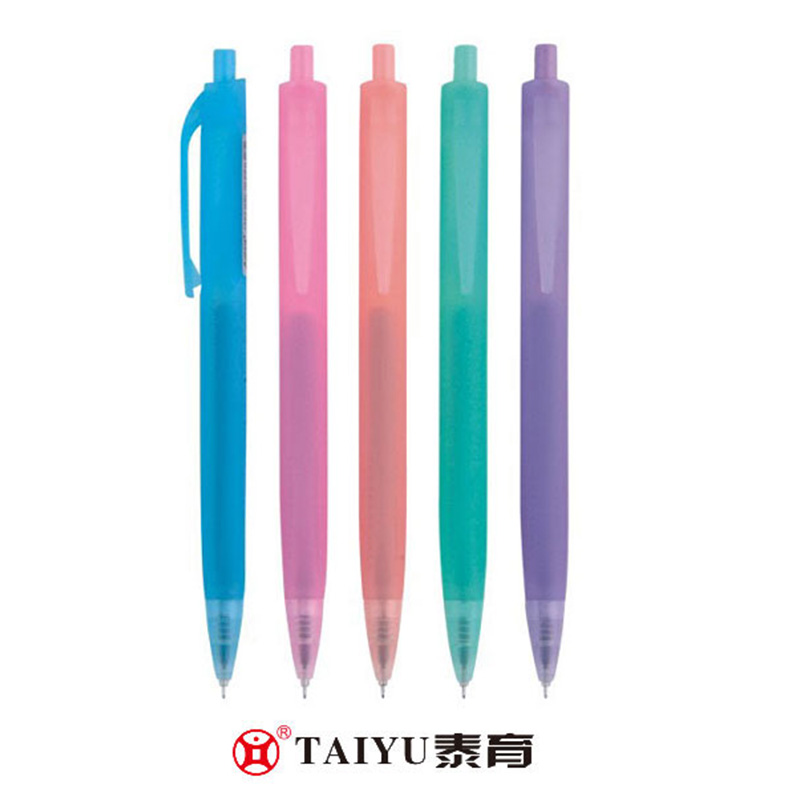 Penggunaan Kantor Roll Ball Pen Dengan Desain Spray Dan Scrub Roll Ball Pen 3084